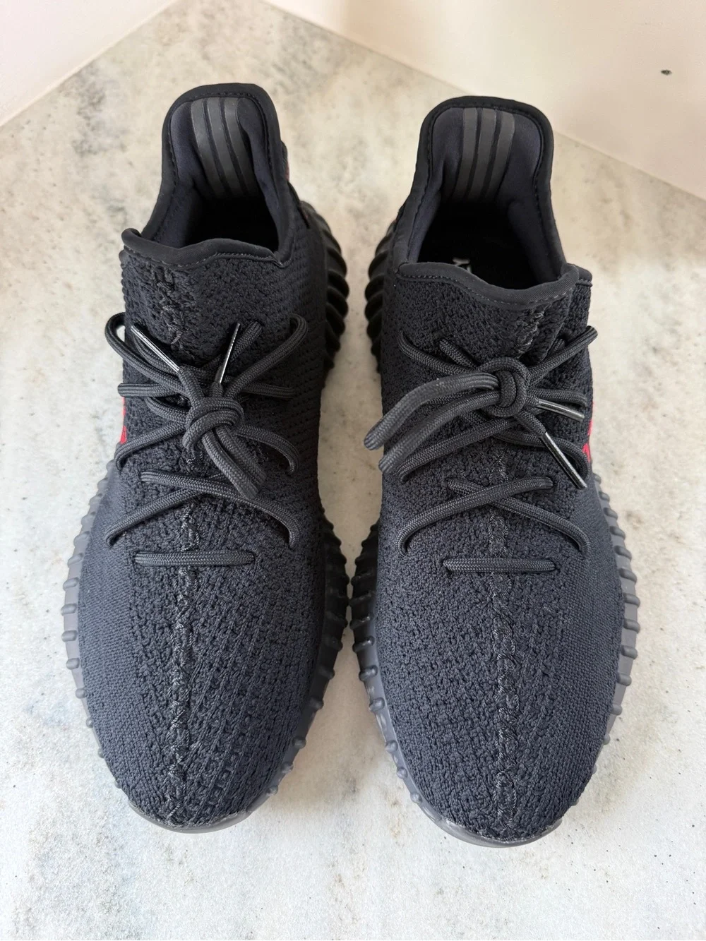 adidas - Yeezy Boost 350 V2 'Bred' 2017